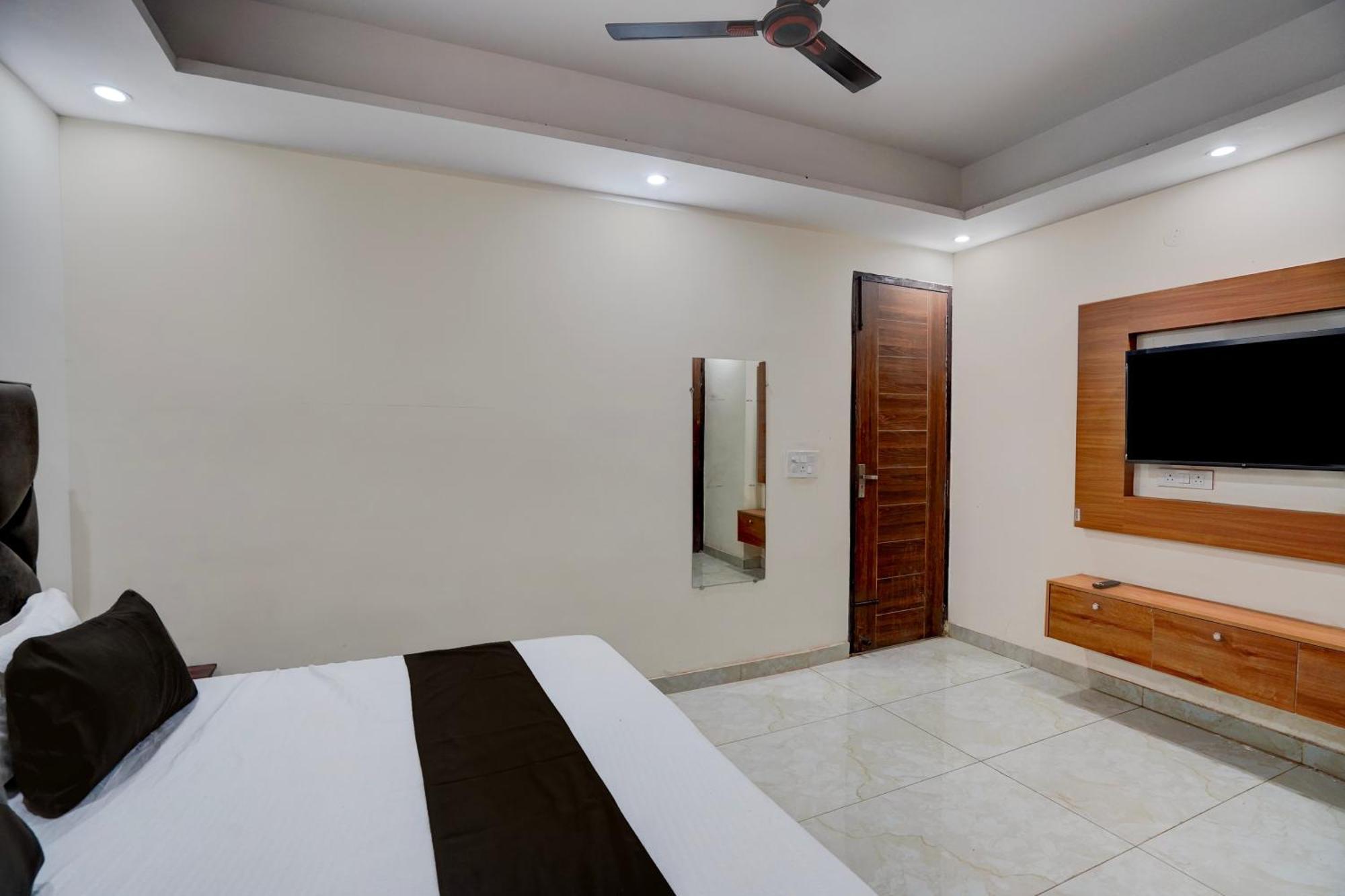 Hotel O R.N Residency Hotel Ghaziabad Luaran gambar